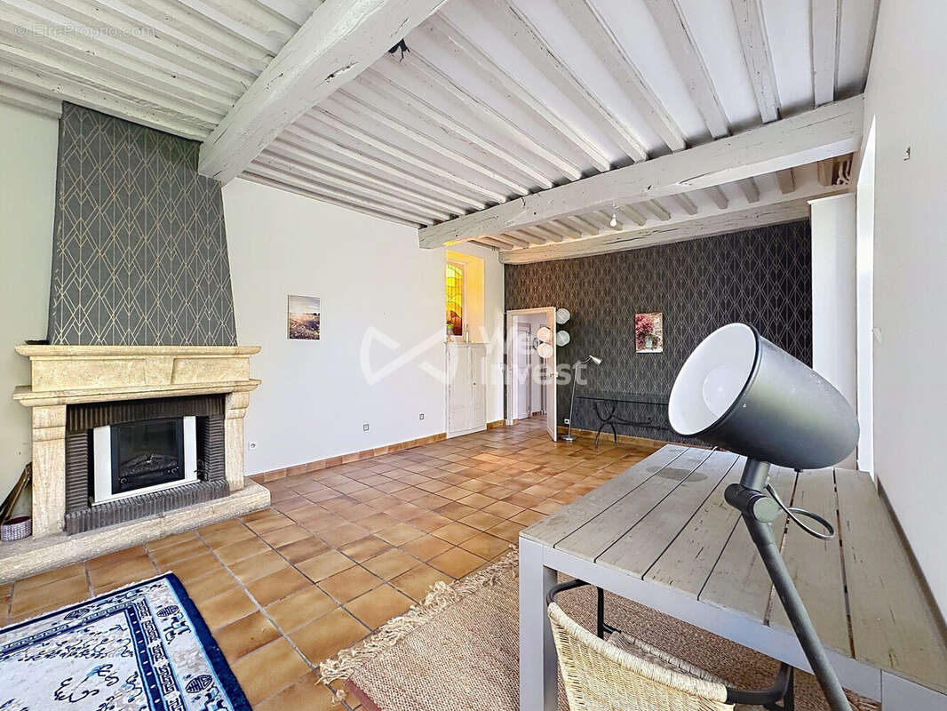 Maison 198 m² à Gannat  - photo 6