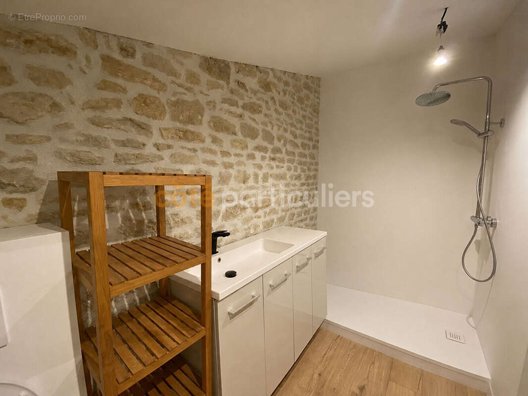 Ensemble immobilier sur un terrain de plus 2000m²  - 5 pièces - photo 10