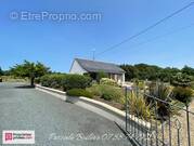 Maison à MOULIHERNE