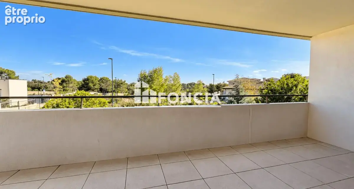 Exclusivite – appartement 3 pièces avec grande terrasse, double garage, parking et piscine - photo 5