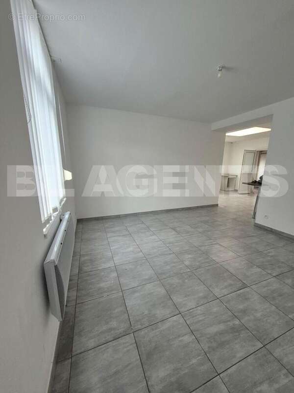 20251128_142344 (2) - Appartement à LORGIES