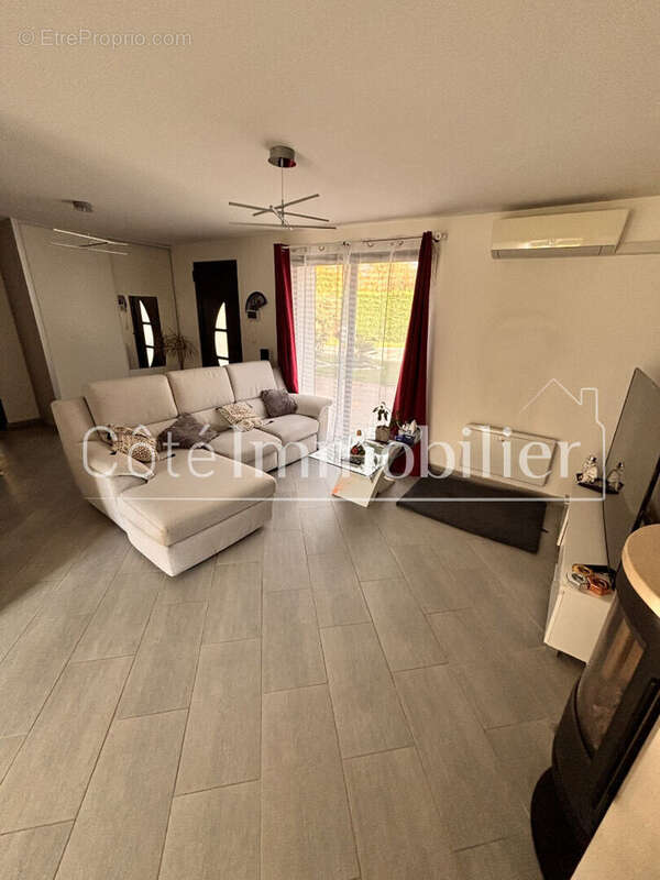 Maison à BASSE-GOULAINE