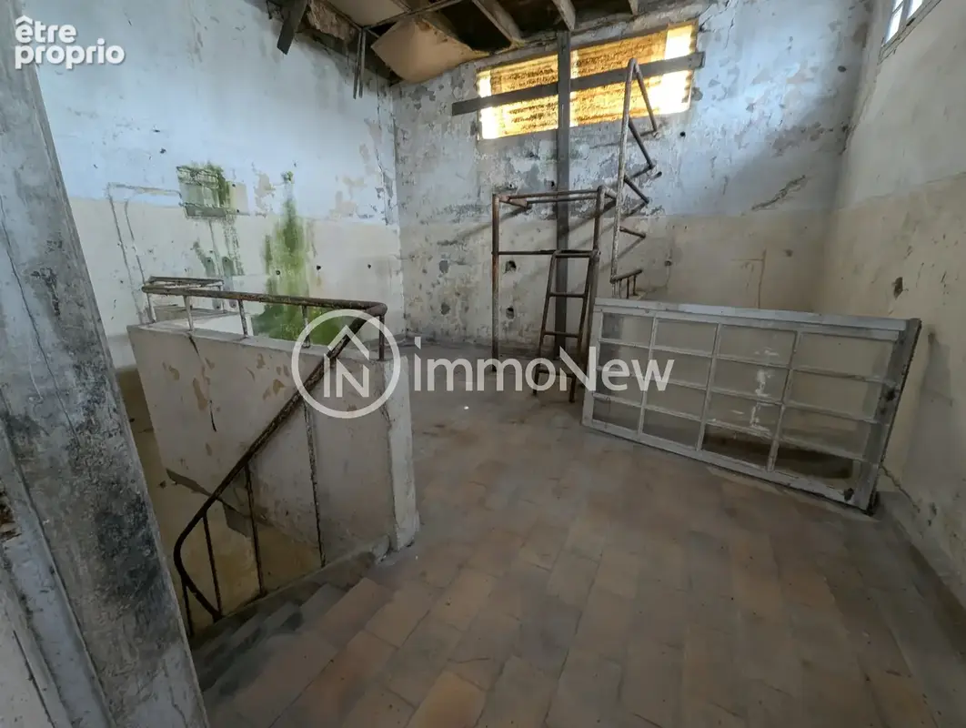 Bâtiment 300 m2 - photo 12