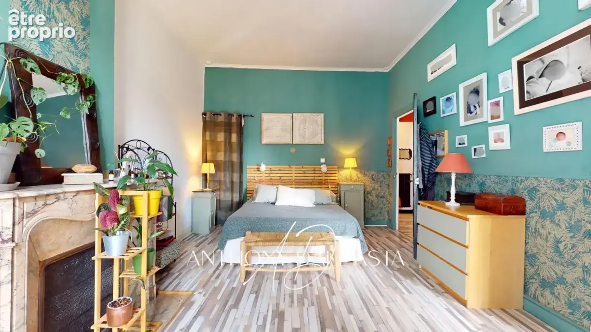 Ensemble immobilier avec appartement de 105 m² avec une grande terrasse, une chambre de bonne et une cave - photo 2