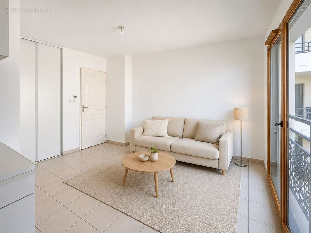 Appartement T2 en hyper centre au sein d'une résidence récente avec ascenseur et parking au calme sur cour intérieure - photo 2