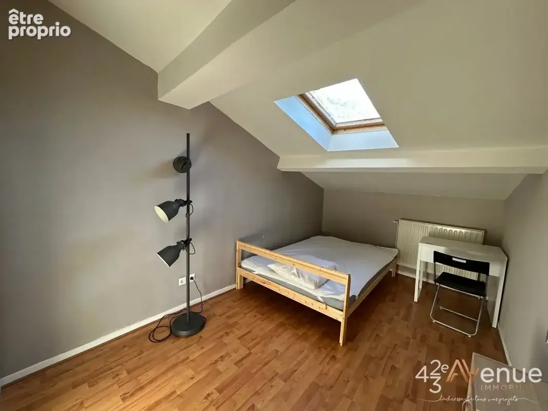 Appartement 4 pièces 83 m² à vendre à Saint-Etienne (42000) - photo 8
