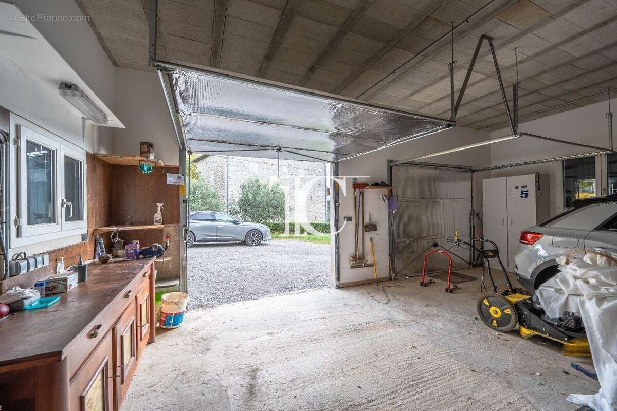 Maison à SAINT-ALBAN-AURIOLLES