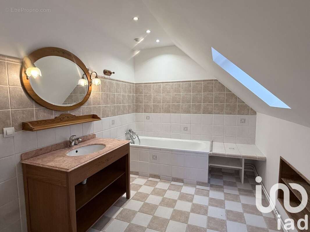 Photo 9 - Maison à VIRY-CHATILLON