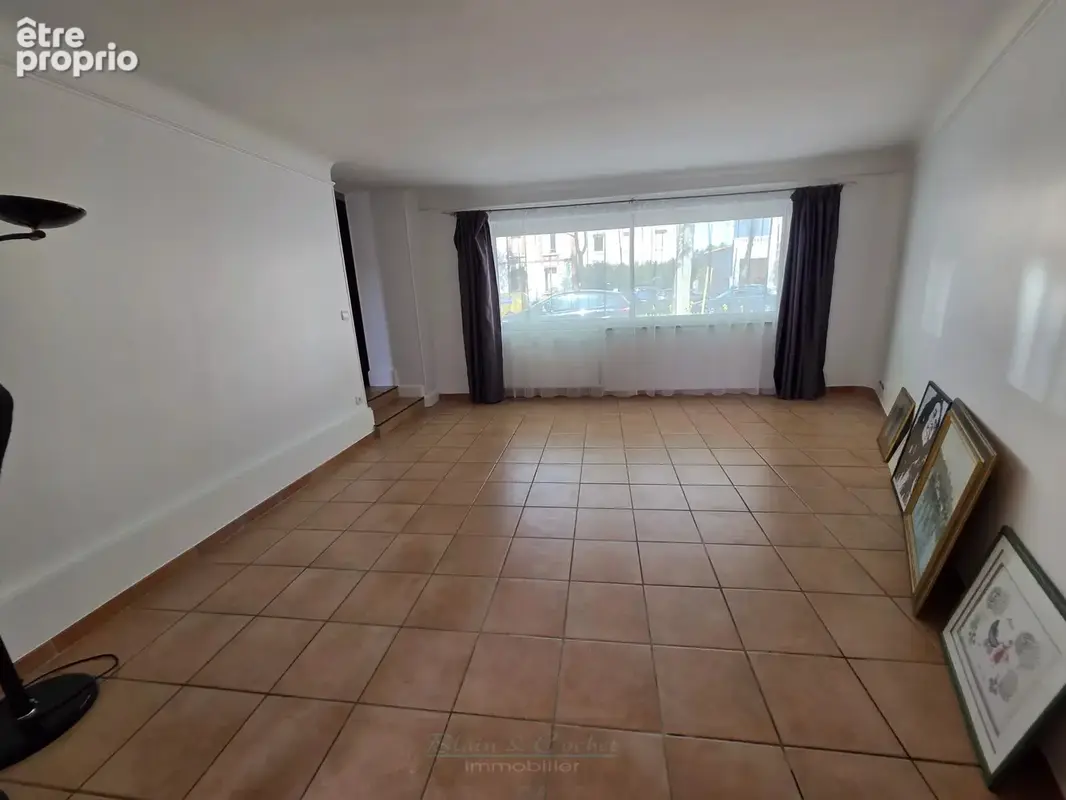 Maison de caractère de 172 m² — Gare et commerces à pied - photo 8