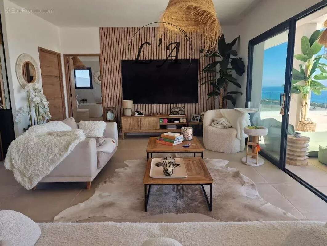 Appartement à SARI-SOLENZARA