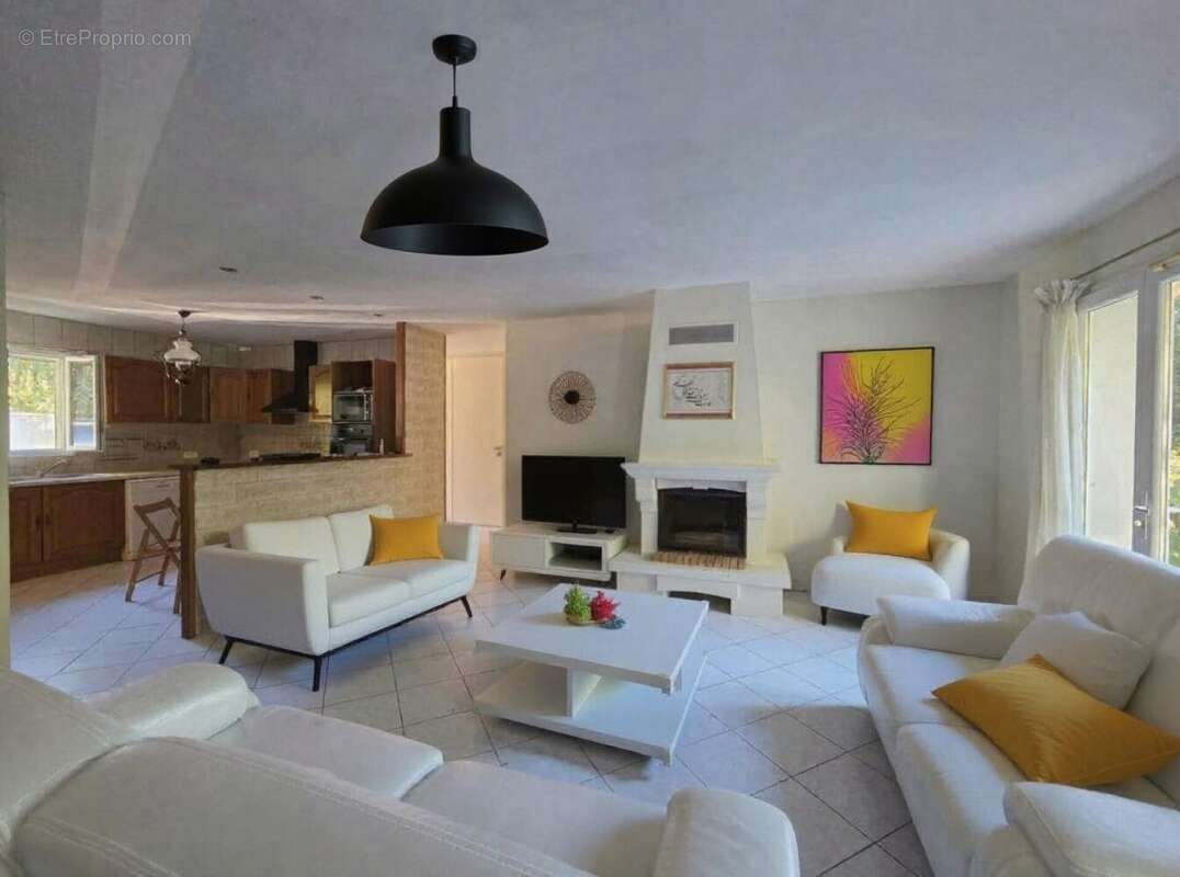 Photo 3 - Maison à REIGNAC