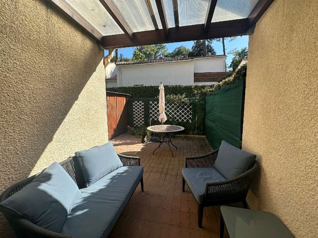 Maison à SAINT-GEORGES-DE-DIDONNE