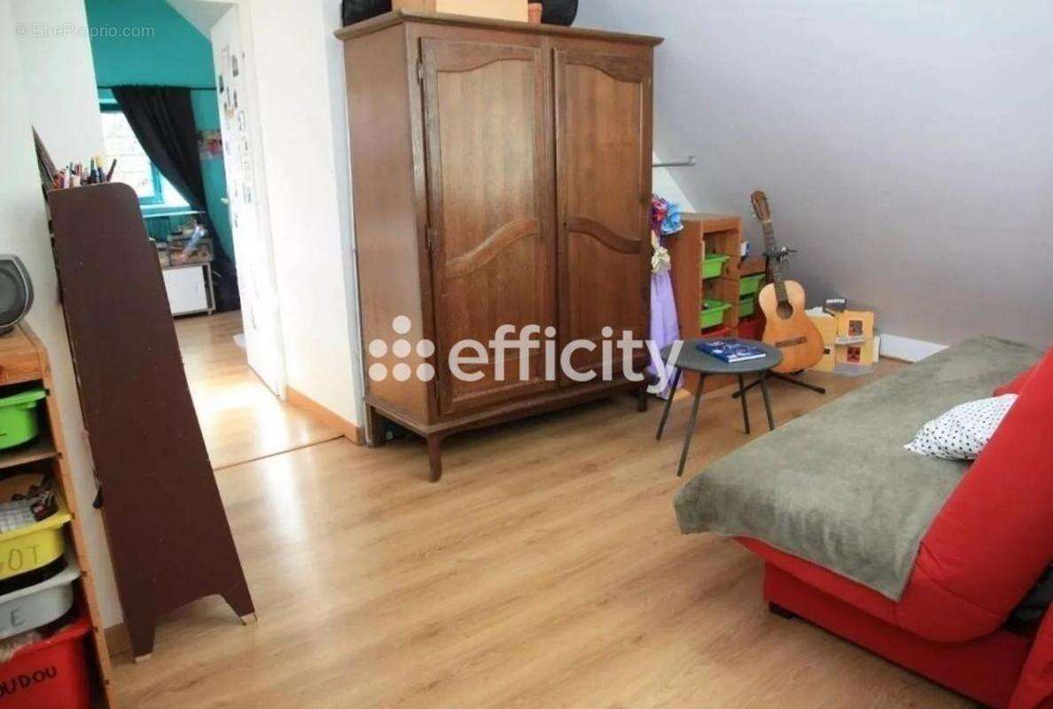 Maison 170 m² à Saulx-Les-Chartreux  - photo 11