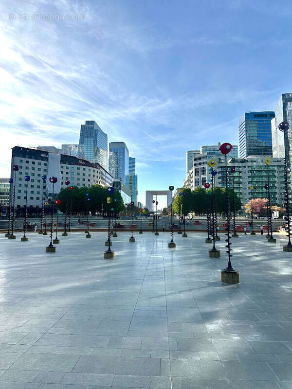 Appartement à COURBEVOIE