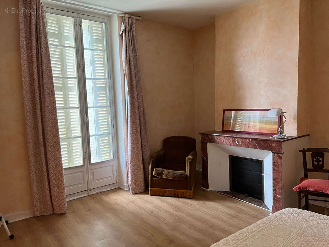 Maison à SAINTE-FOY-LA-GRANDE