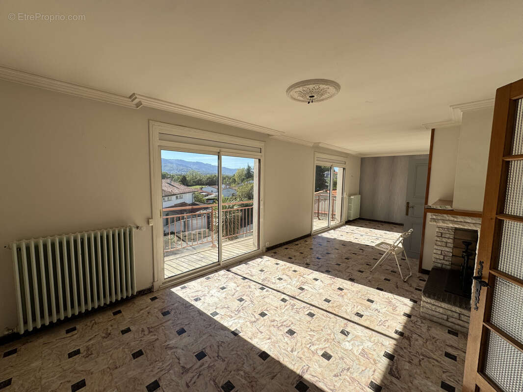 Maison à PONT-DE-LARN