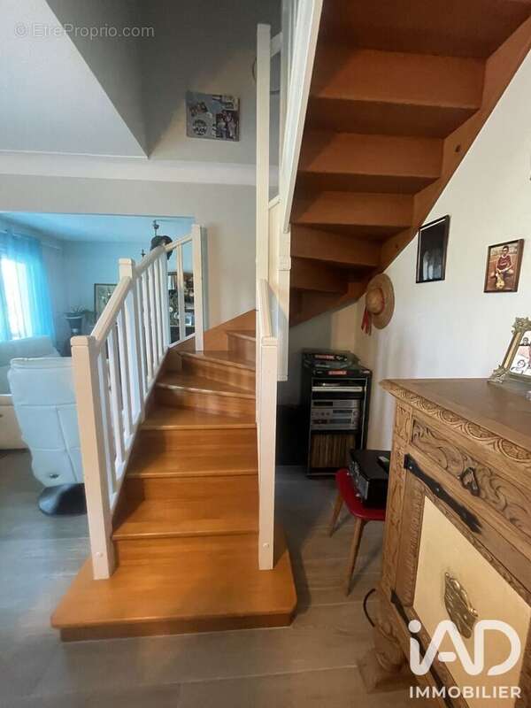 Maison 252 m² à Champ-Sur-Drac  - photo 7