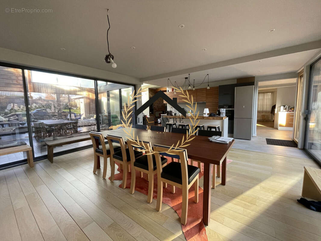 Maison 210 m² à Angerville-L'orcher  - photo 5