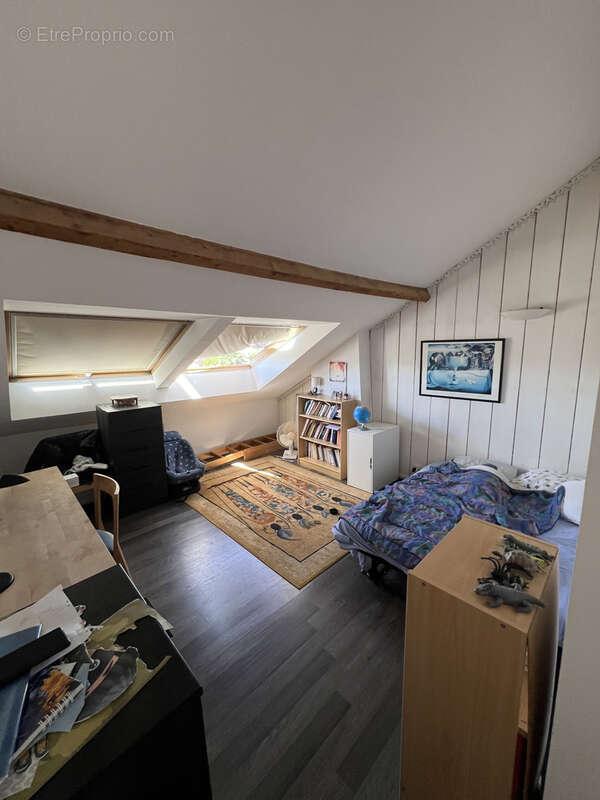 Appartement à SAINT-MAUR-DES-FOSSES