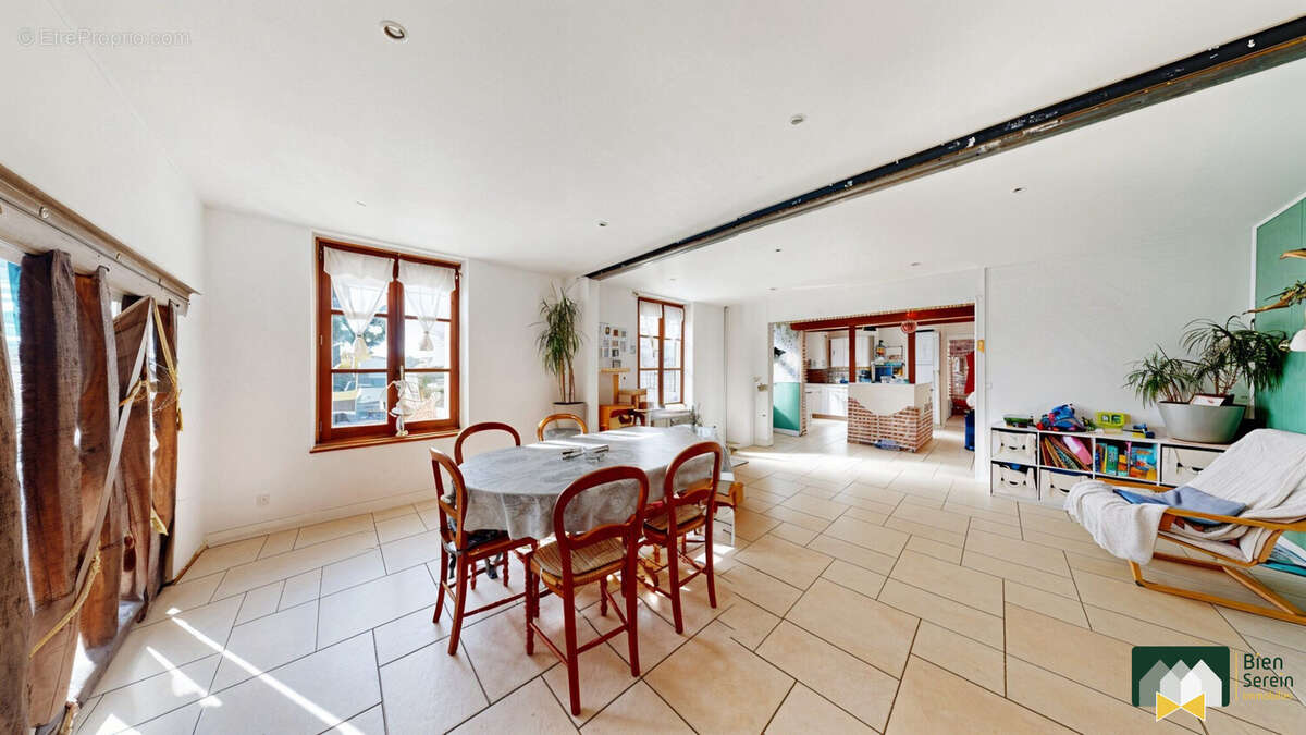 SALLE A MANGER - Maison à FRIAIZE