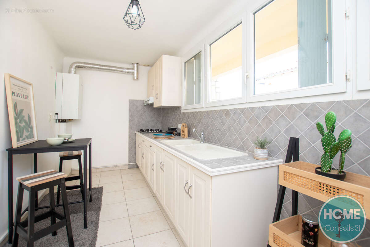 Maison avec jardin et garage - photo 5