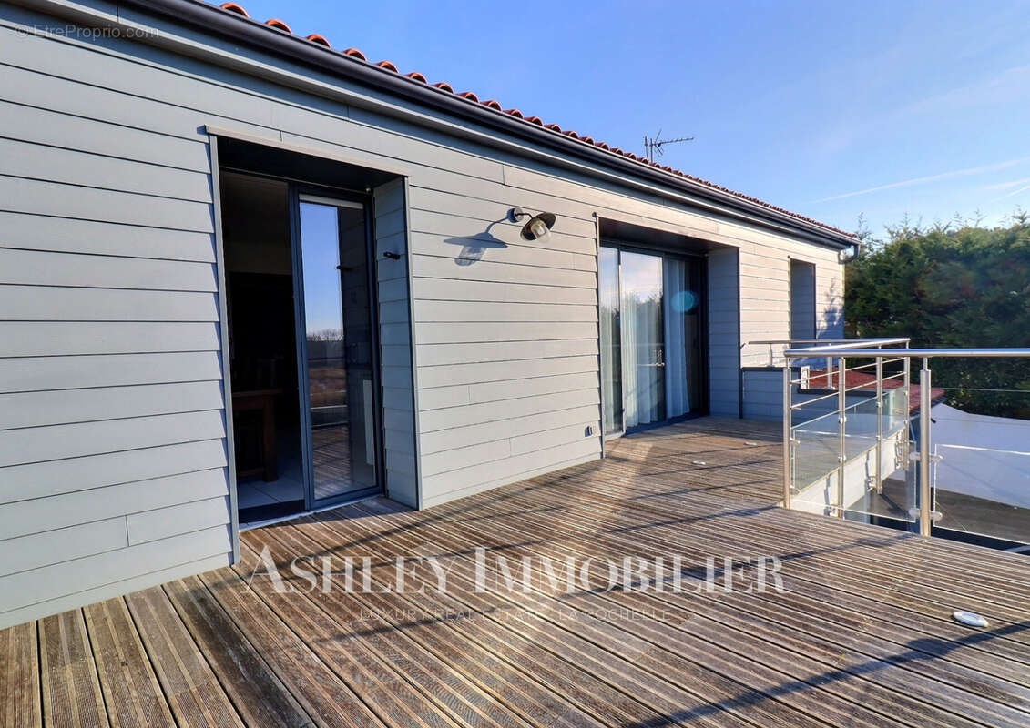 Maison à L&#039;HOUMEAU