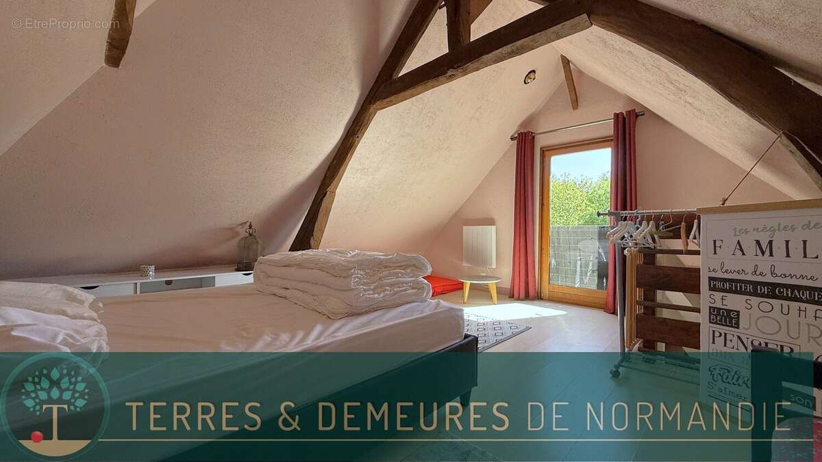 Maison à OSMOY-SAINT-VALERY