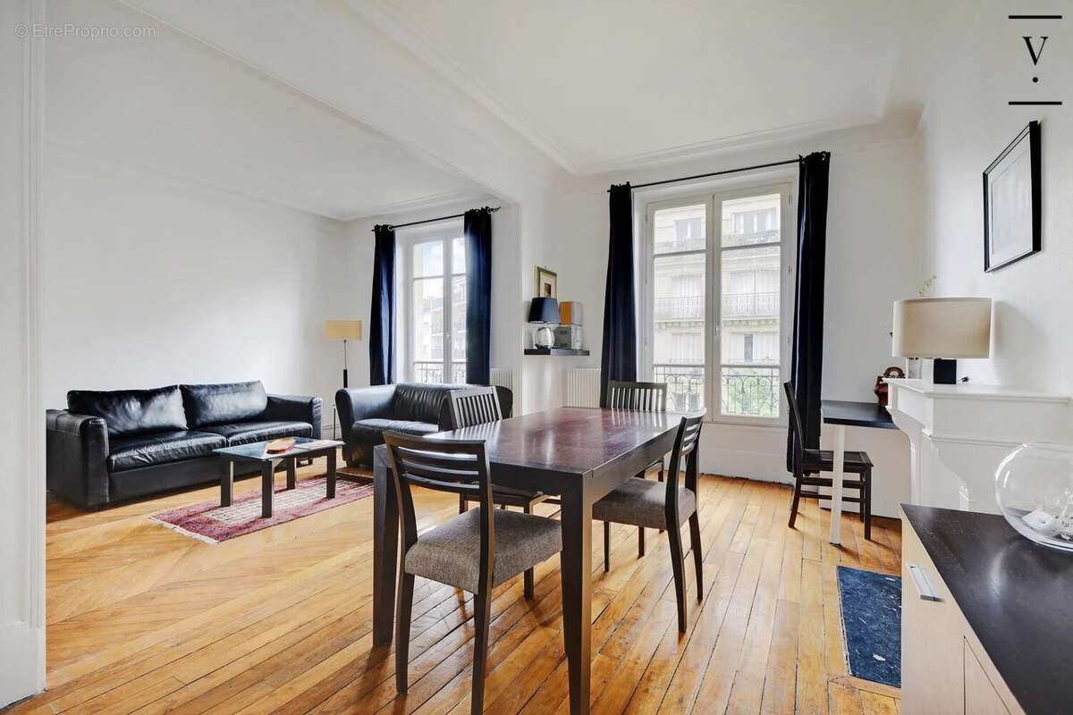 Appartement à PARIS-4E