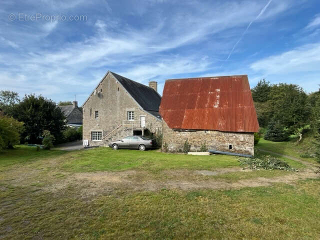 Maison à LE BENY-BOCAGE
