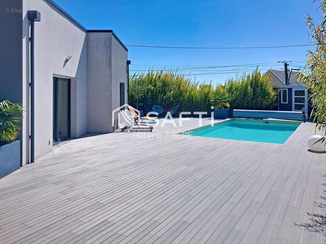 Maison 113 m² à Saint-Firmin-Des-Pres  - photo 3