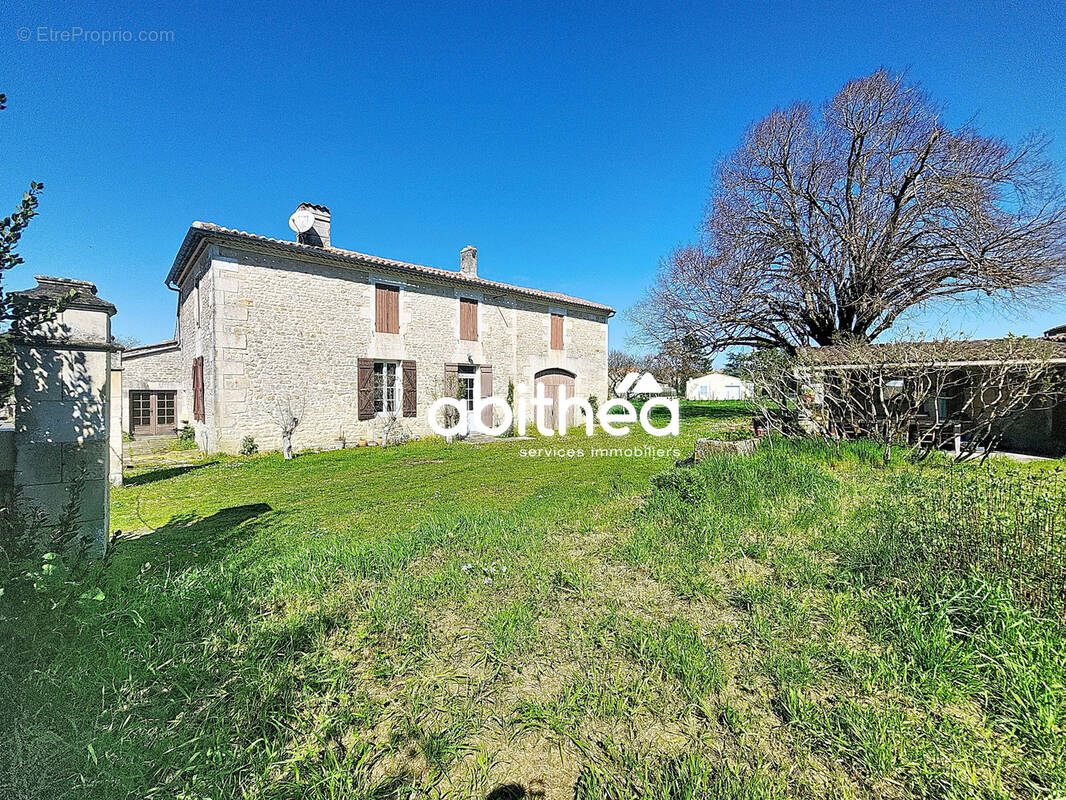 Maison à SAINT-ANDRE-DE-LIDON