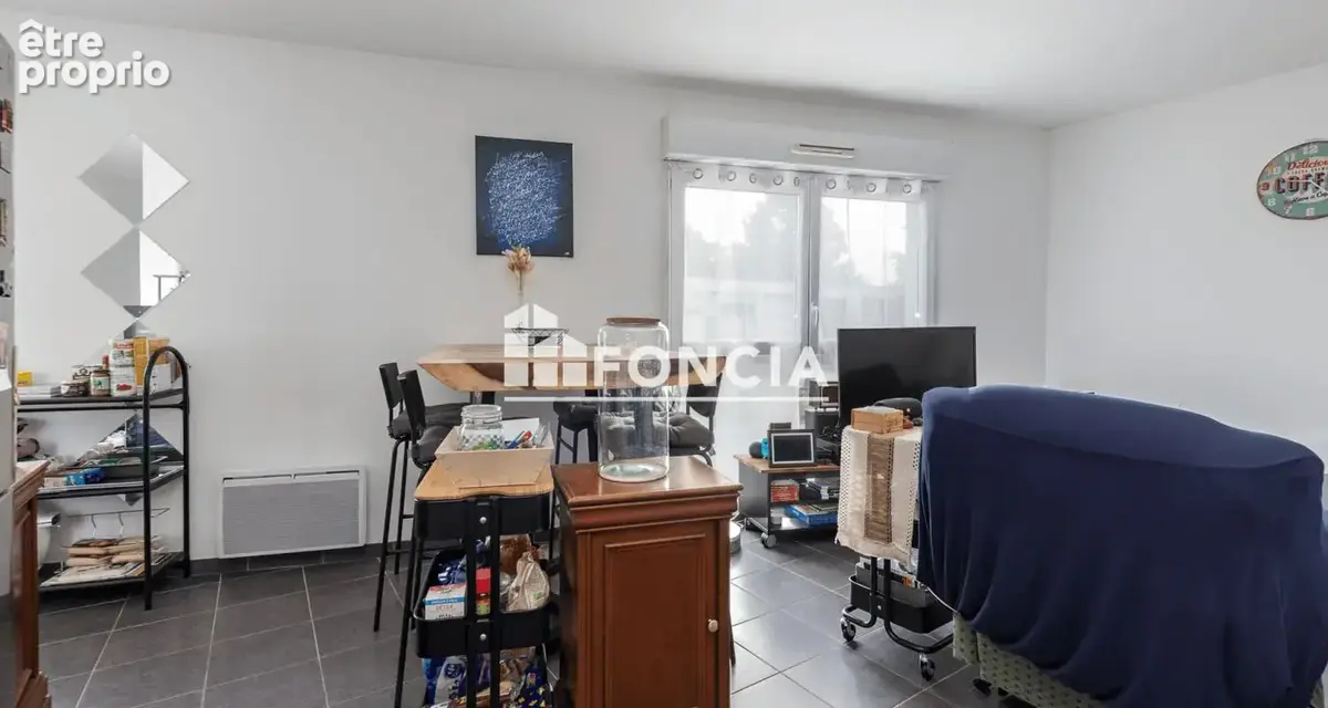 Appartement à MONT-SAINT-AIGNAN