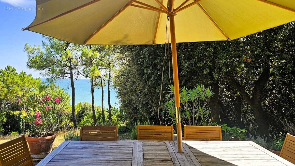 Maison à SAINT-GEORGES-DE-DIDONNE