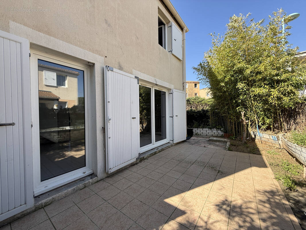 Maison à VILLENEUVE-LES-MAGUELONE