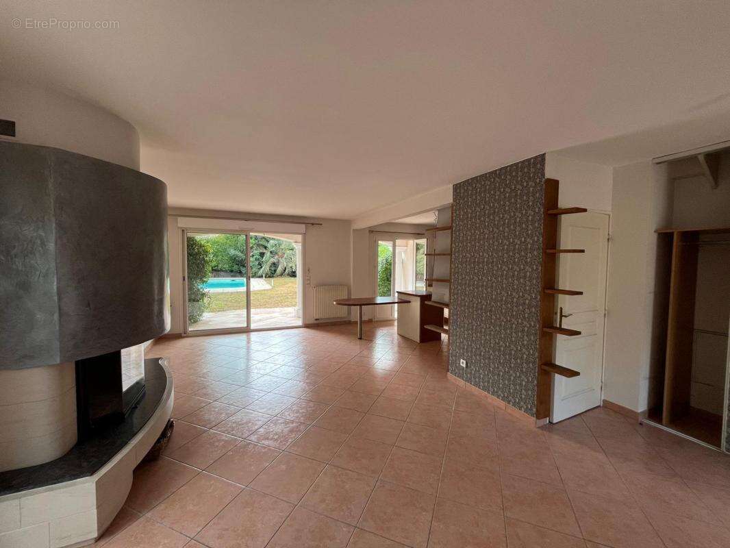 Maison à CAGNES-SUR-MER