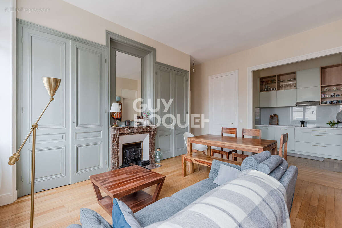 Appartement à LYON-4E