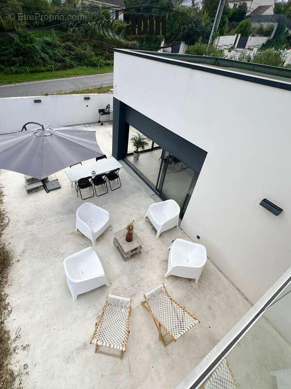 Maison à BAILLY-ROMAINVILLIERS