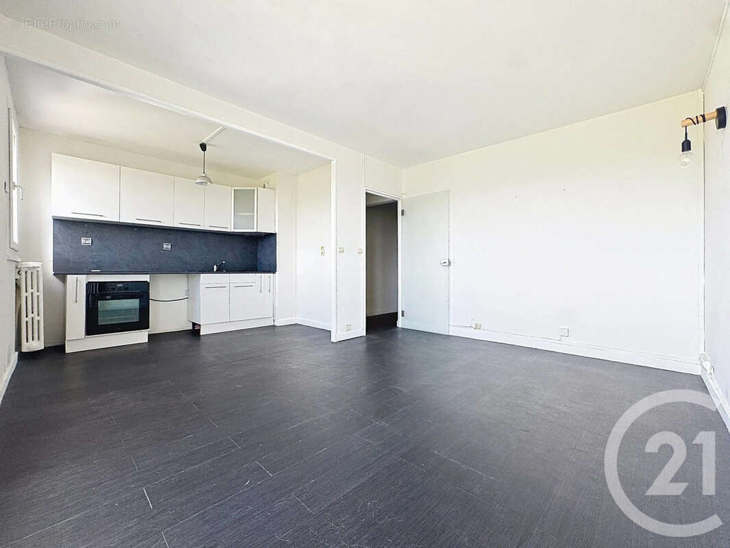 Appartement 42 m² à Reims  - photo 2