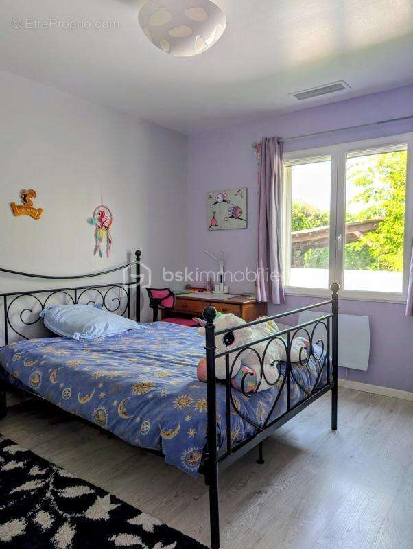 Maison de plain-pied d'environ 110 m² – Castillon-du-Gard - photo 8