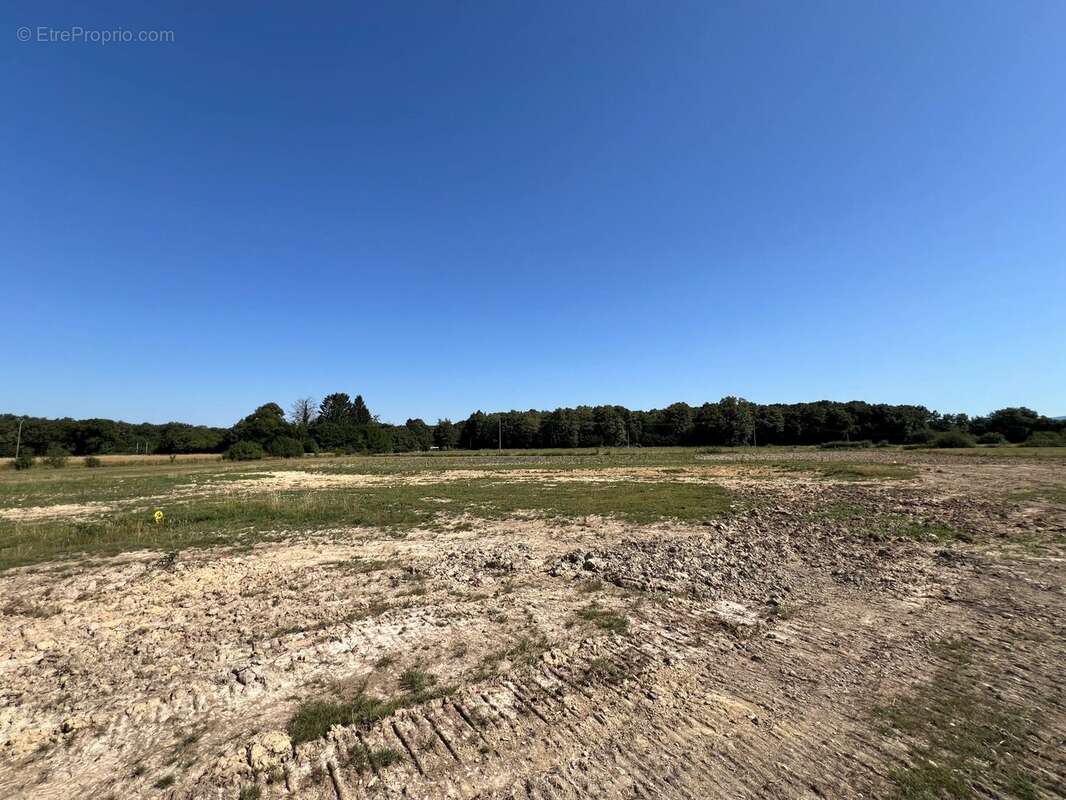 Terrain 455 m² à Viriat  - photo 2
