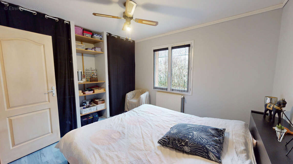 Maison à SAINT-DOULCHARD