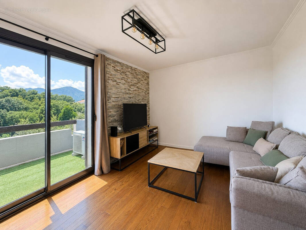 Appartement à BIGUGLIA