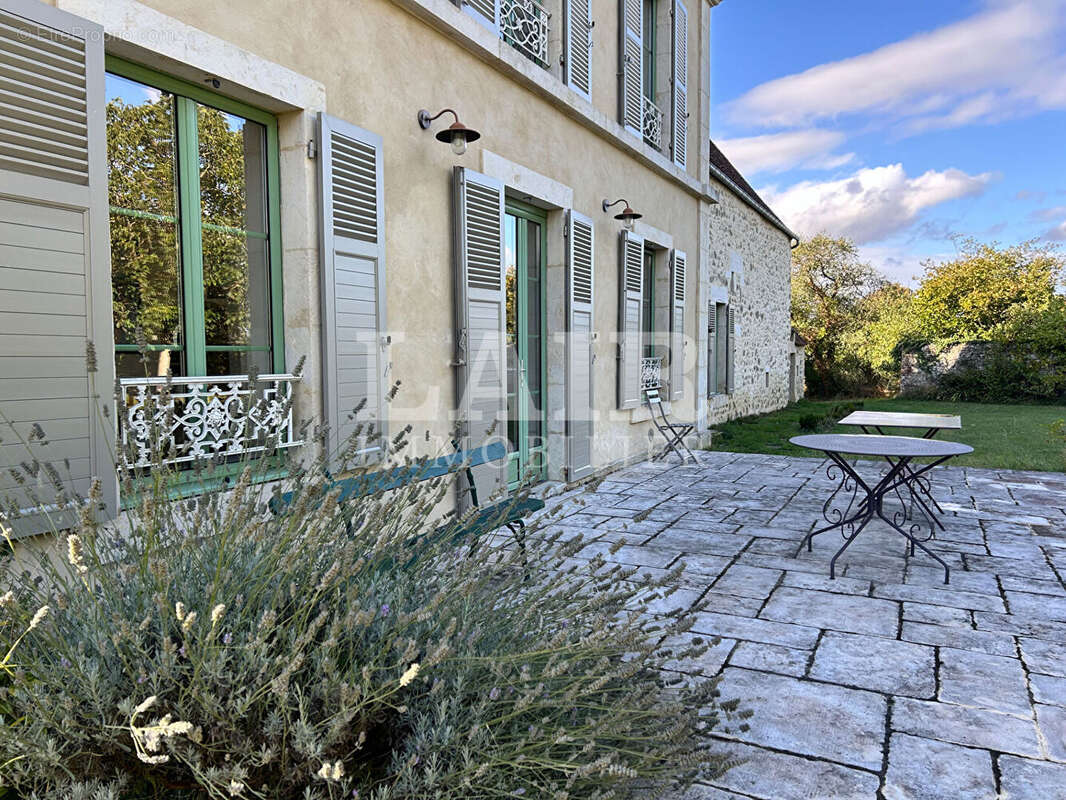 Maison de maitre à 10 min d'Argentan ref T14132 - photo 2