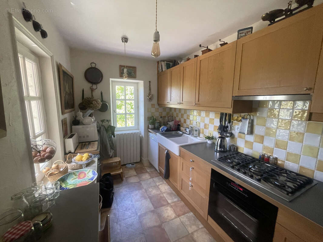 Maison à CHAMPAGNAC-DE-BELAIR