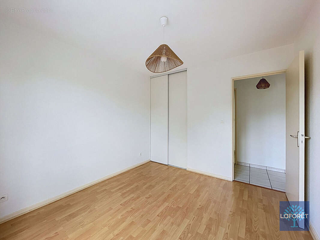 Appartement à NEUVILLE-SUR-SAONE