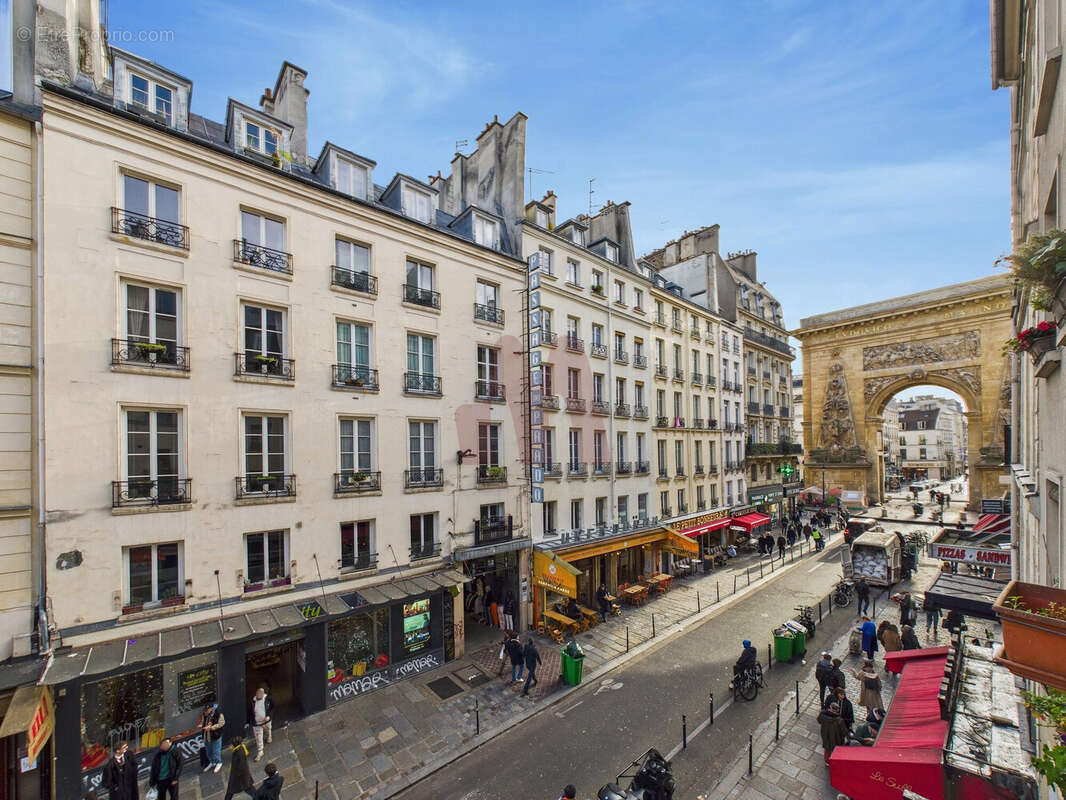 Appartement à PARIS-10E