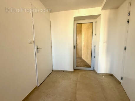 Appartement à SUZE-LA-ROUSSE