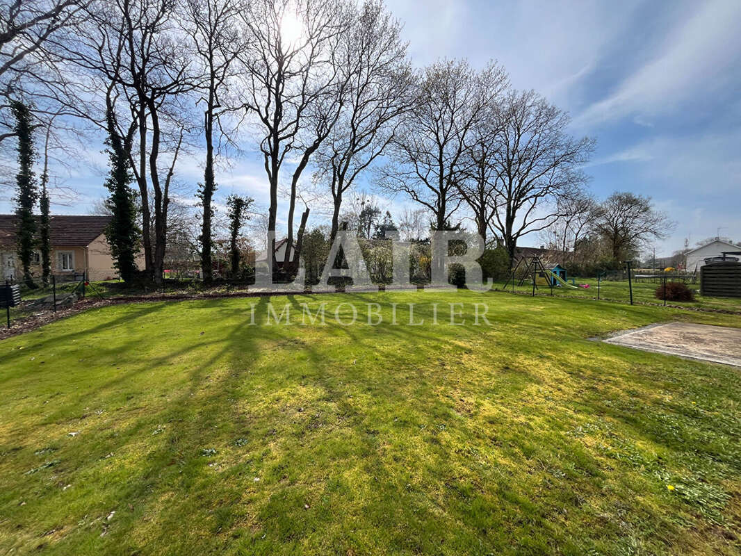 Maison à LE MELE-SUR-SARTHE