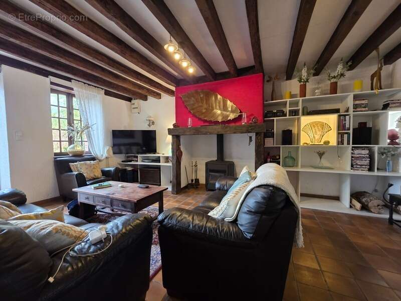 Maison à SAINT-LEGER-MAGNAZEIX
