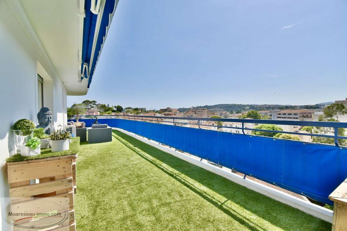 Appartement à LE CANNET